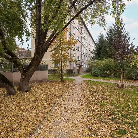 Apartment Pawlowa Stylish With Balcony & Office By Renters
