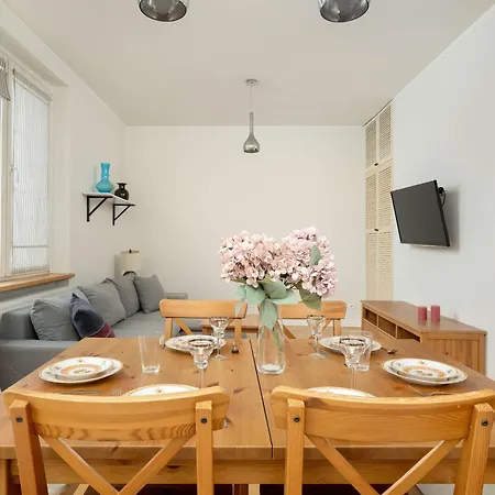 Apartment Pawlowa Stylish With Balcony & Office By Renters Wroclaw