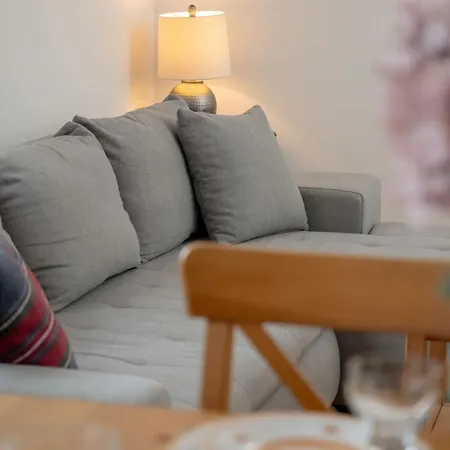Apartment Pawlowa Stylish With Balcony & Office By Renters